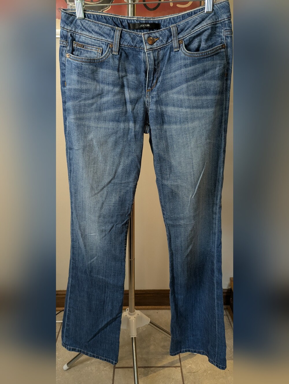 $25 Joe's Jeans Women's Size 29 / 6 - The Honey Curvy Bootcut Jeans Med Wash EUC